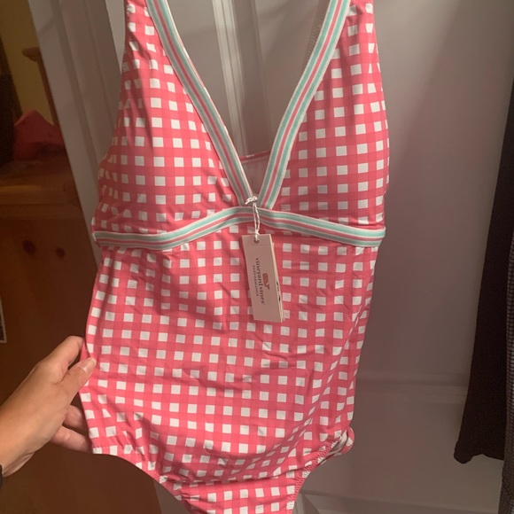 🛑SOLD🛑 Vineyard Vines Women’s Swimsuit - XL - Picture 1 of 2